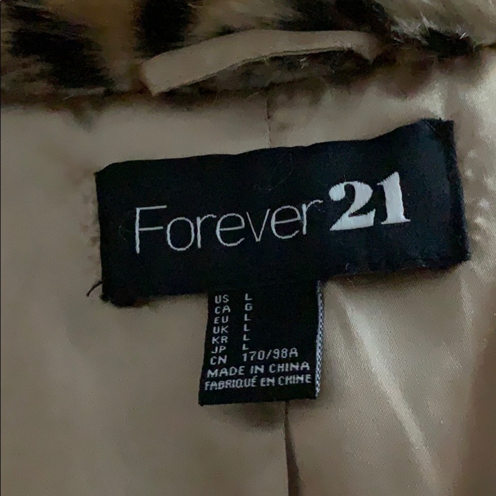 Like new blazer animal print - Picture 8 of 9